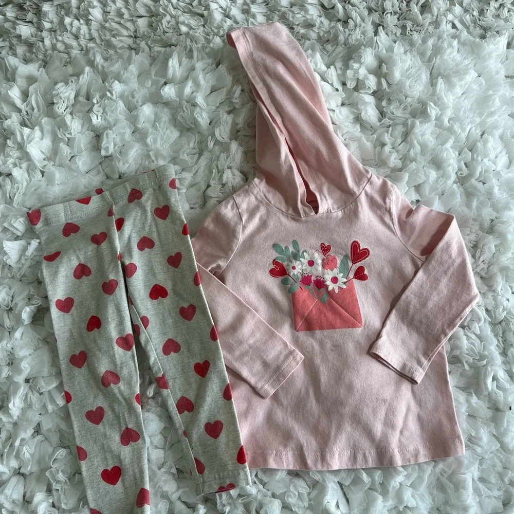 Baby‎ 2-Piece Valentine's Heart Hooded Top & Legging Set. SIZE 18 MONTHS